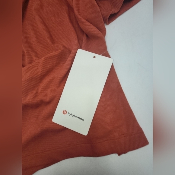 Lululemon Ribbed Modal-Silk Blend Reversible Tee In Cayenne Size 4. - Picture 11 of 16